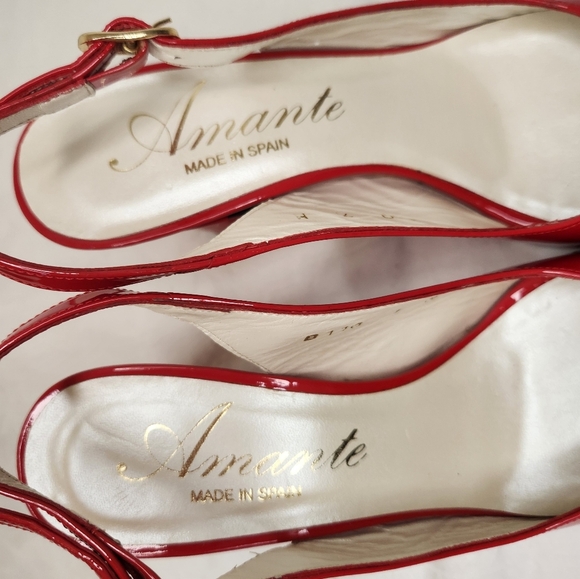 Vintage Patent Red Leather Pumps - Picture 10 of 12